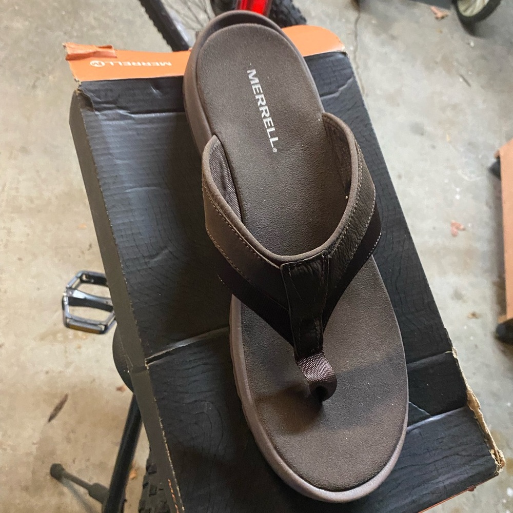 Merrell brown sandals